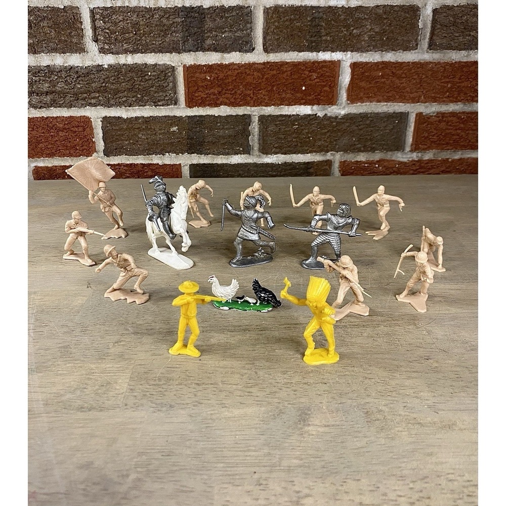 Lot of 17 Vtg Louis Marx & Jean Hofler, Cowboy, Native American, & Knight Figure